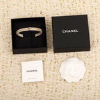 Fashionable luxury high-end bracelets