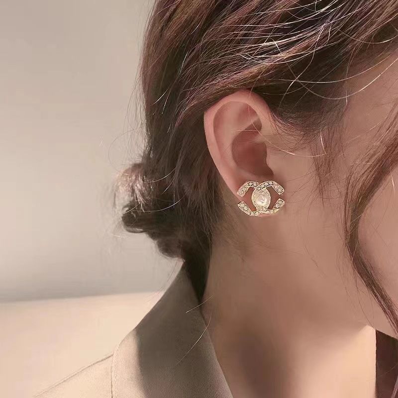 Stylish and elegant clip-on earrings for women
