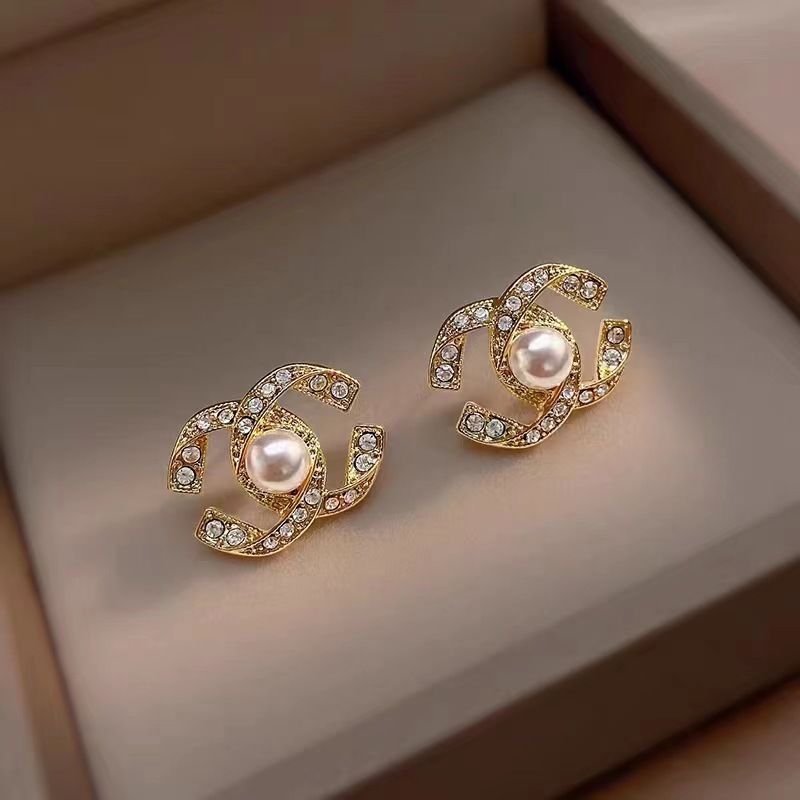 Stylish and elegant clip-on earrings for women