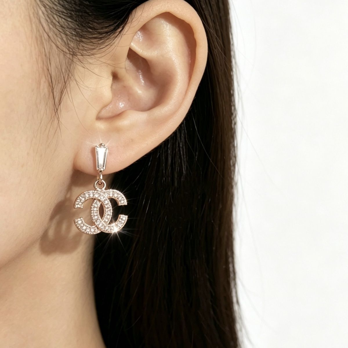 Women's classic gold earrings