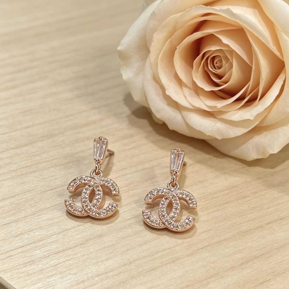 Women's classic gold earrings