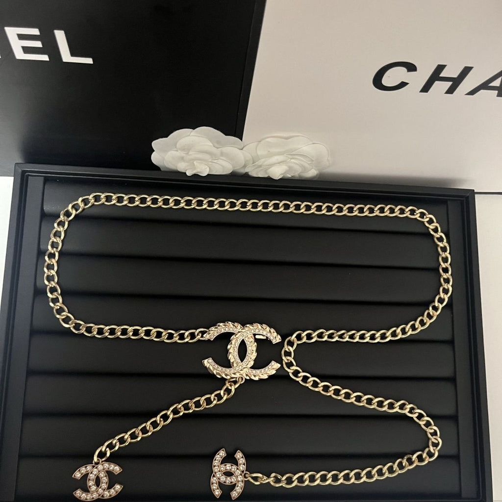 Gold Waist Chain — Summer Style
