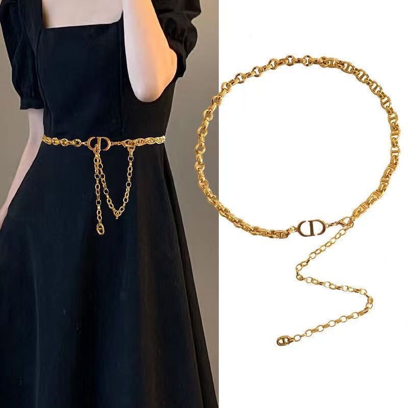 A classic summer essential waist chain.