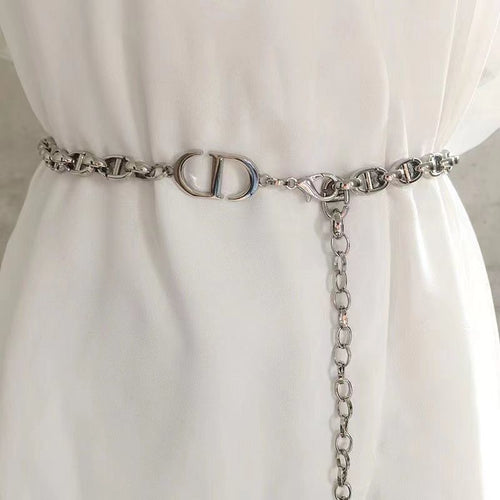 A classic summer essential waist chain.