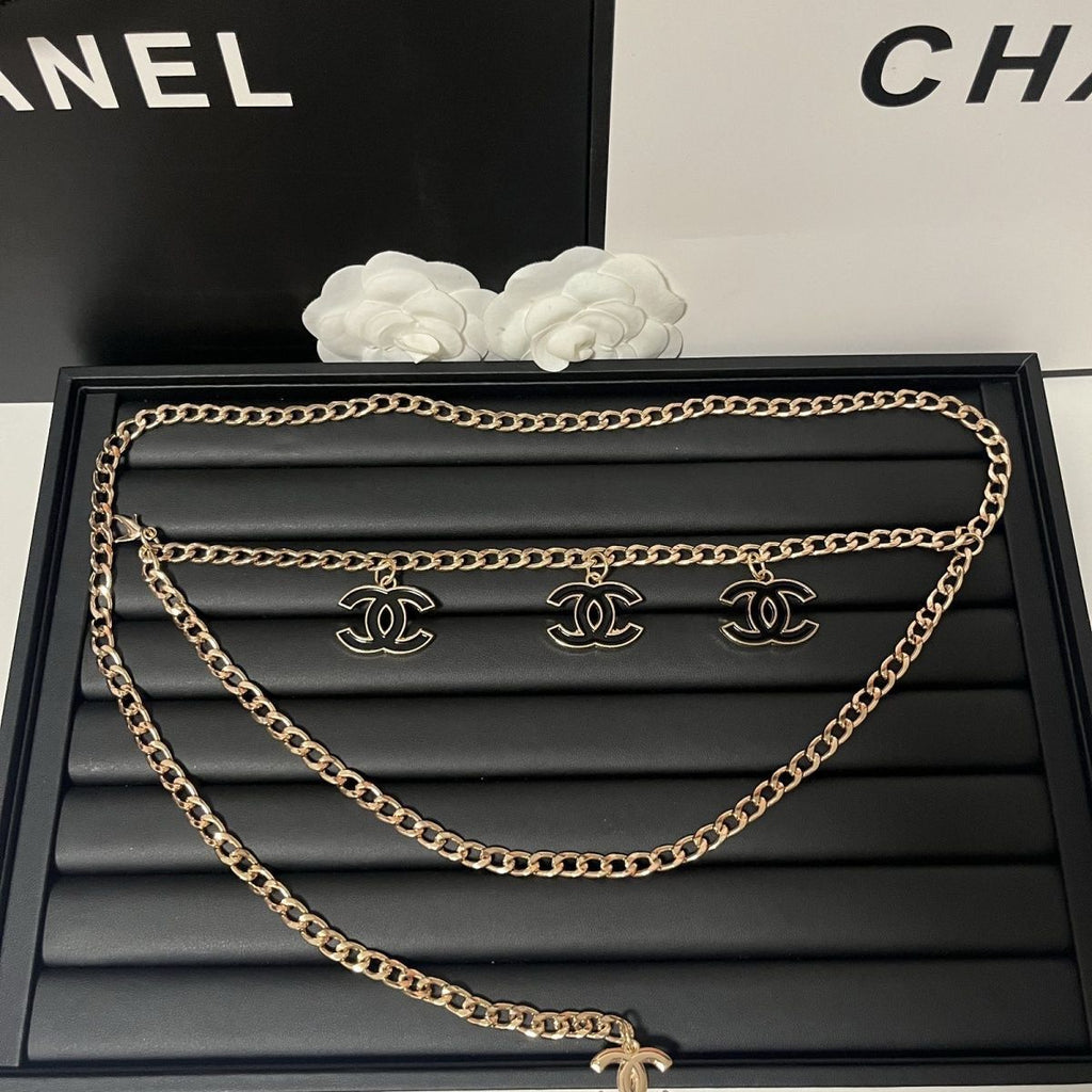 Classic summer waist chain