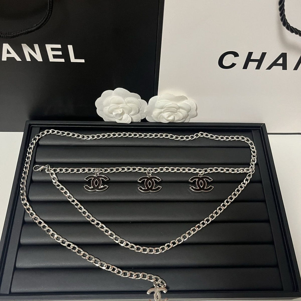 Classic summer waist chain