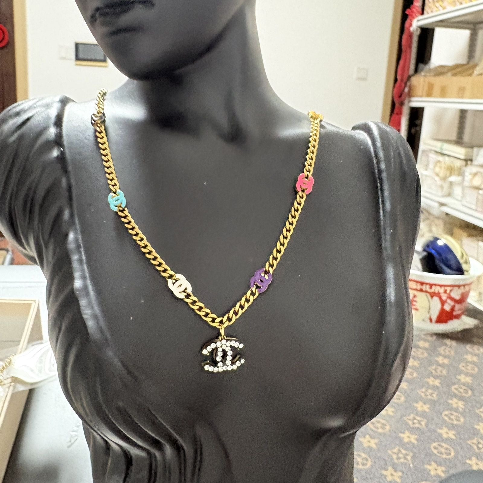 High-end and stylish collarbone necklace