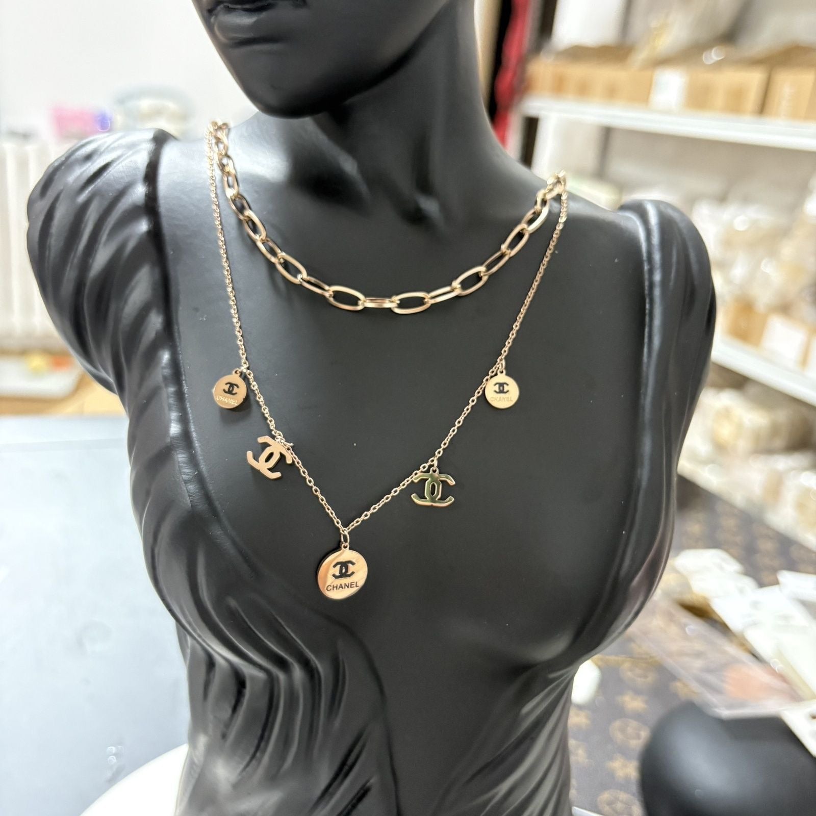 High-end and stylish collarbone necklace