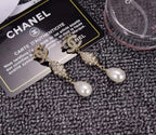 Fashionable Women's Earrings