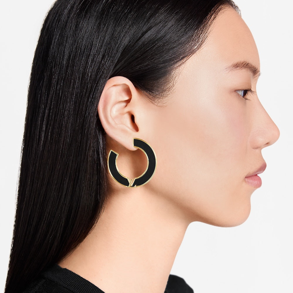 Stylish and elegant women's earrings
