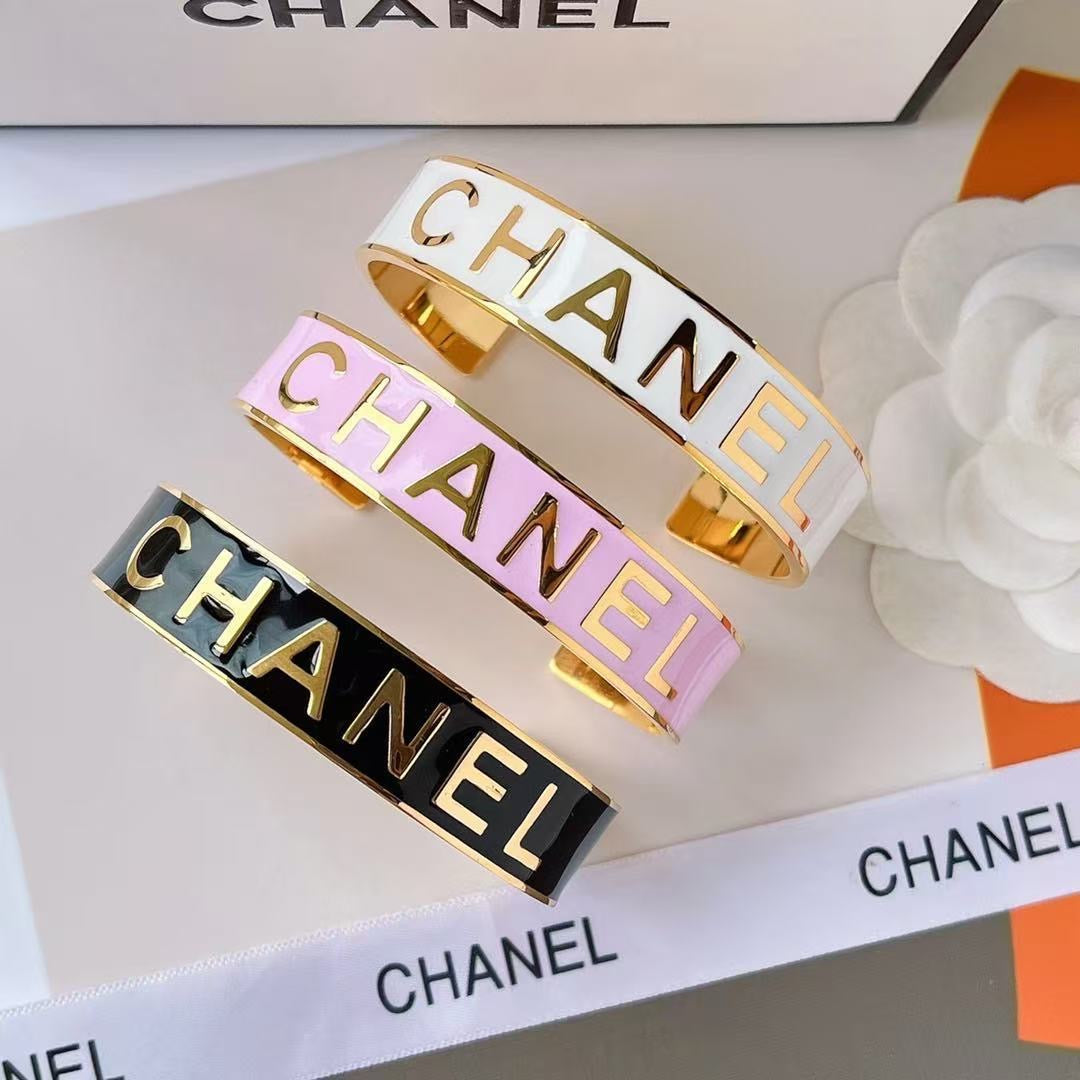 18K Gold Fashion Bracelet
