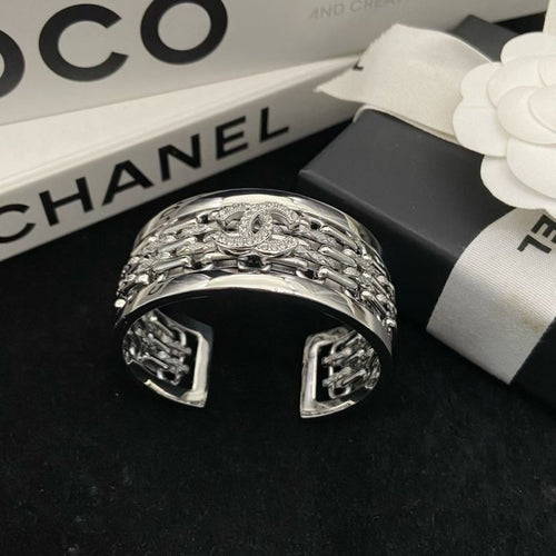 18K Gold Luxury Bracelet