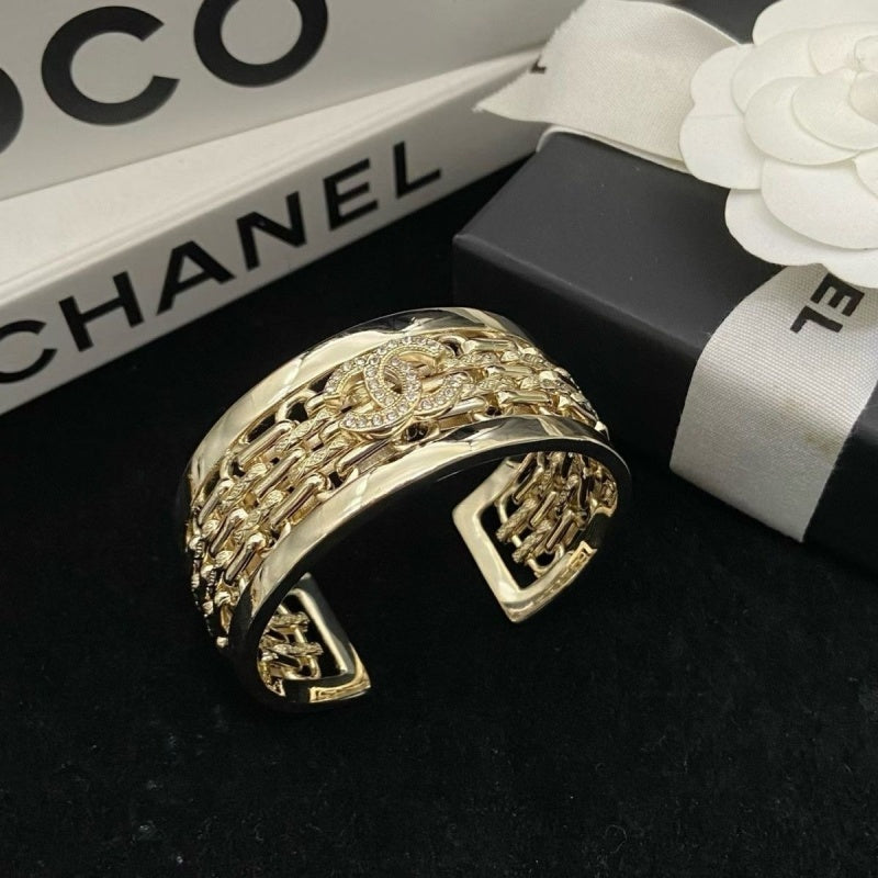 18K Gold Luxury Bracelet
