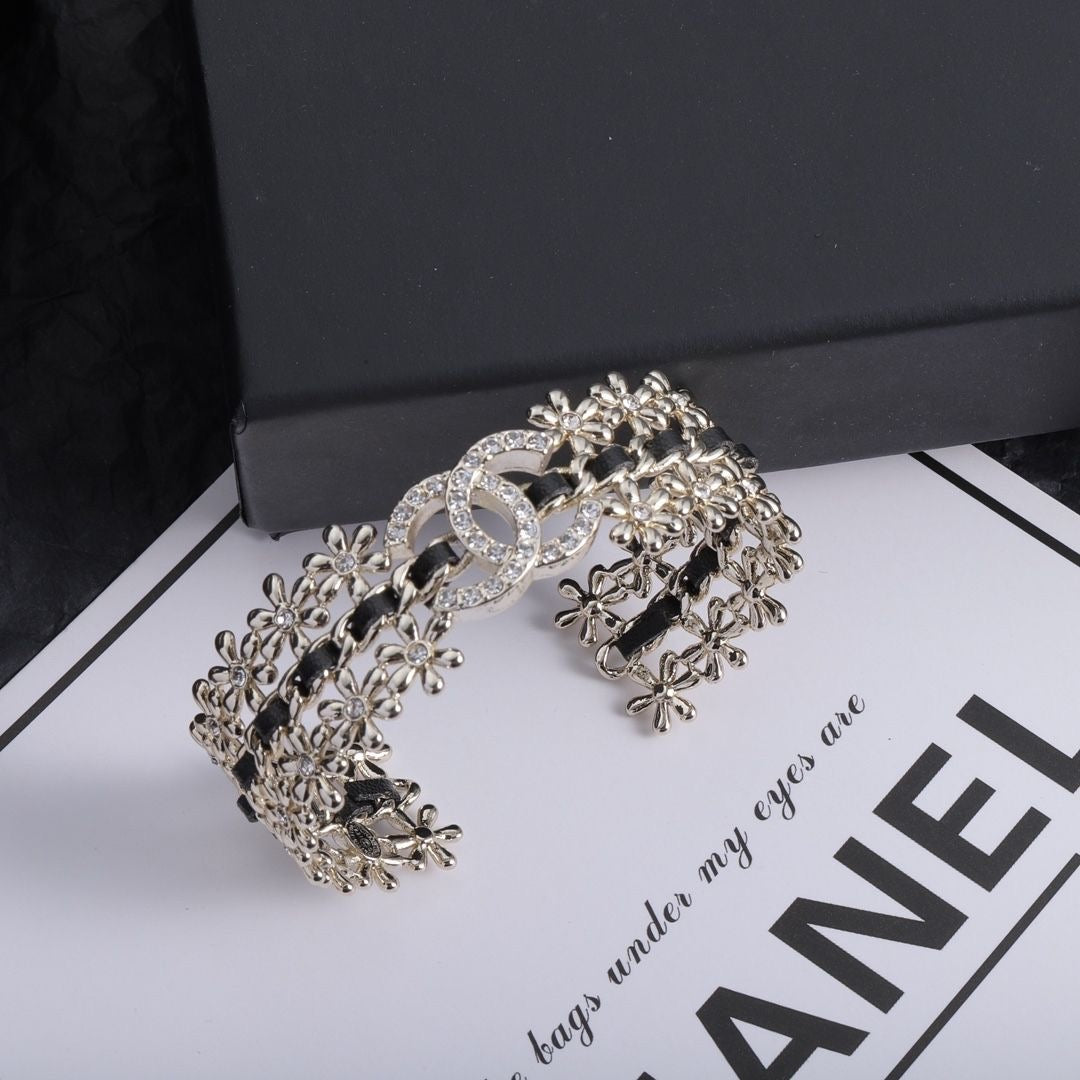 18K Gold Fashion High-End Bracelet