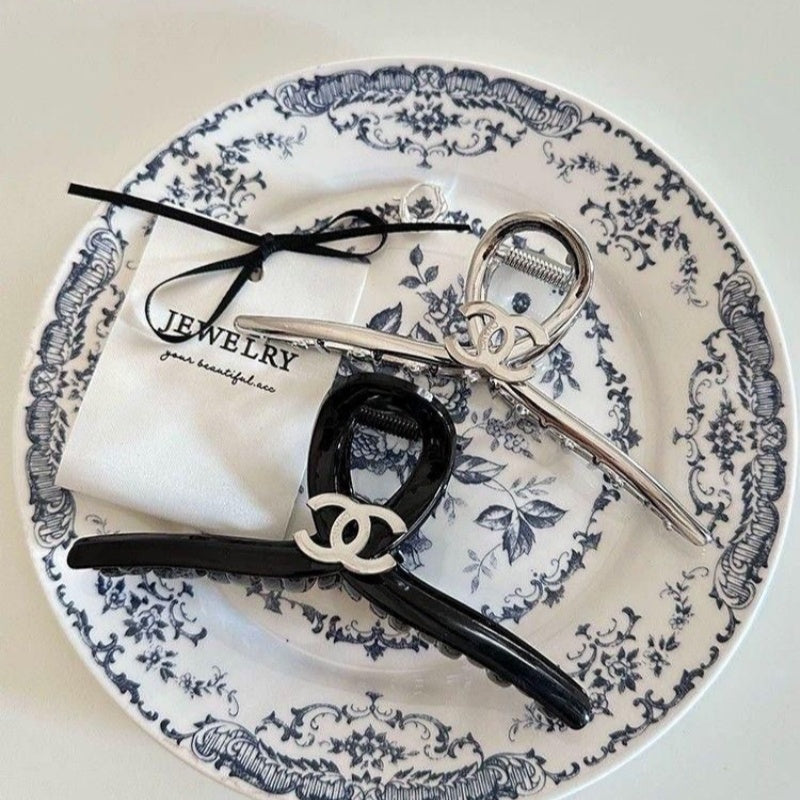 Chic Acrylic Shark Claw Clip – Black & Silver | Elegant French Style Hair Accessories for Women