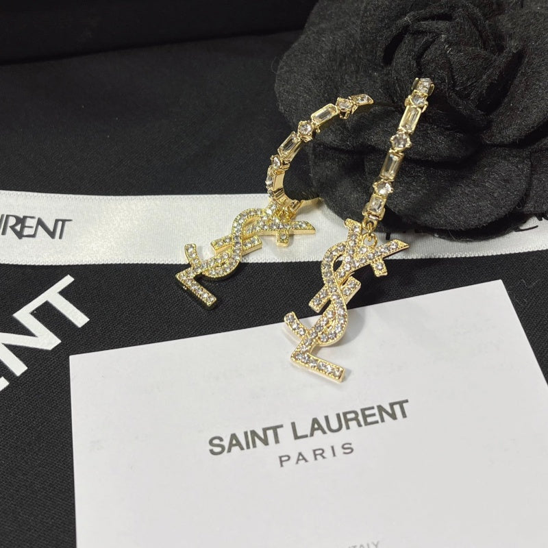 Stylish letter earrings