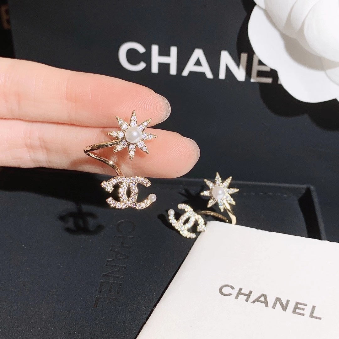 Fashionable Niche Earrings for Women