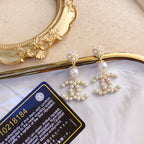 Women's earrings