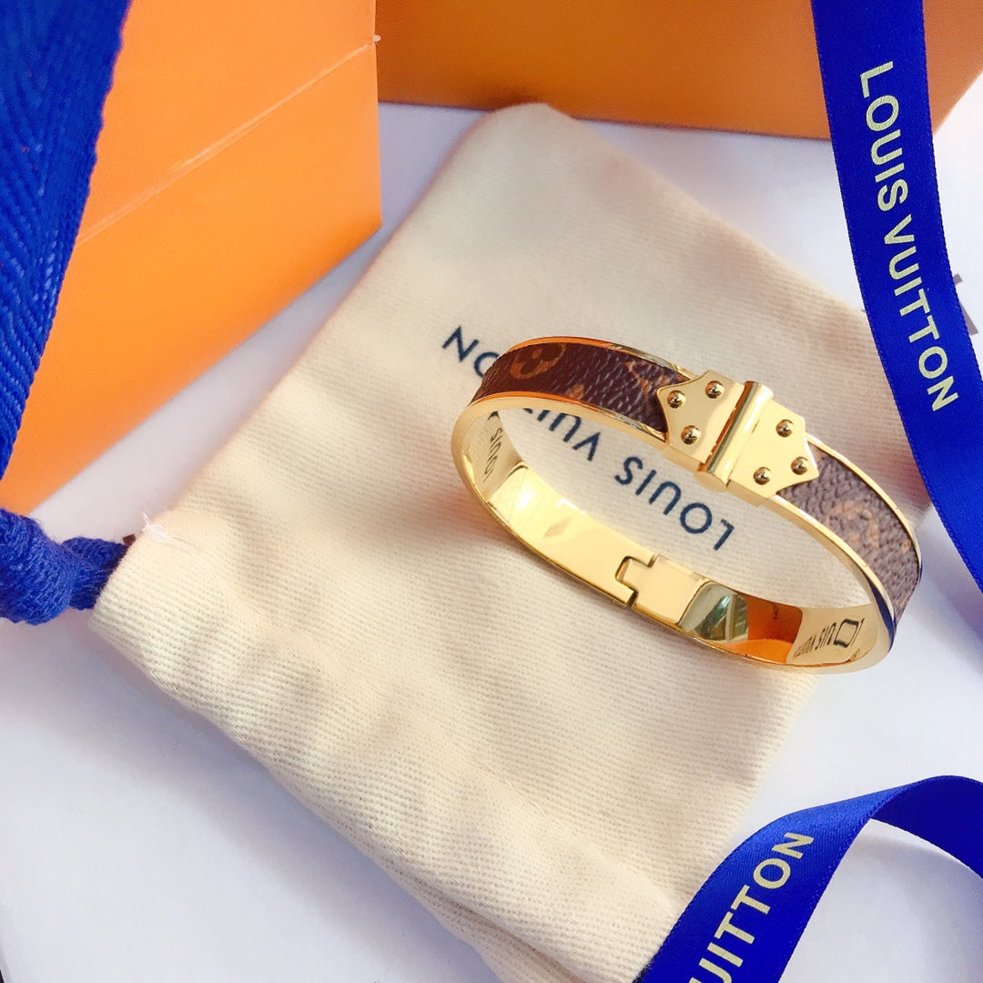Fashionable women's bracelet